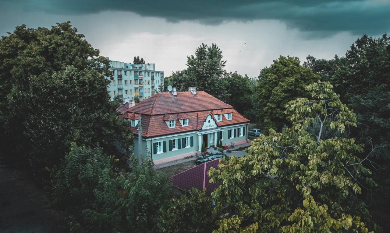 Cukrovia Kutno Exterior foto